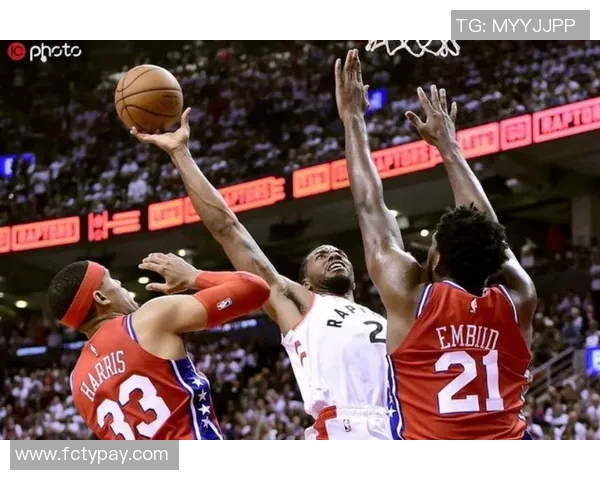 猛龙赢得对阵76人的胜利，小卡连续两场30+表现亮眼