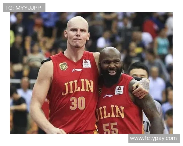 赫伯特琼斯的篮球之路与成长故事探索