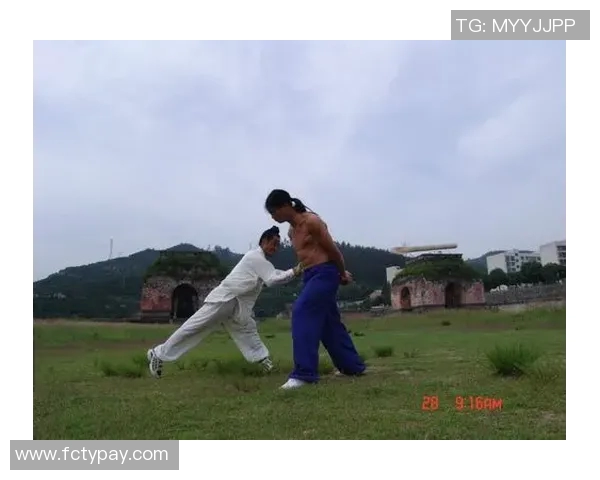 探索硬气功的奥秘与实践对身心健康的深远影响 探索硬气功的奥秘与实践对身心健康的深远影响