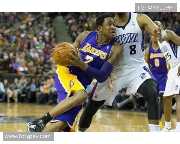 马尚布鲁克斯:从篮球场上的明星到生活中的传奇旅程 马尚布鲁克斯:从篮球场上的明星到生活中的传奇旅程