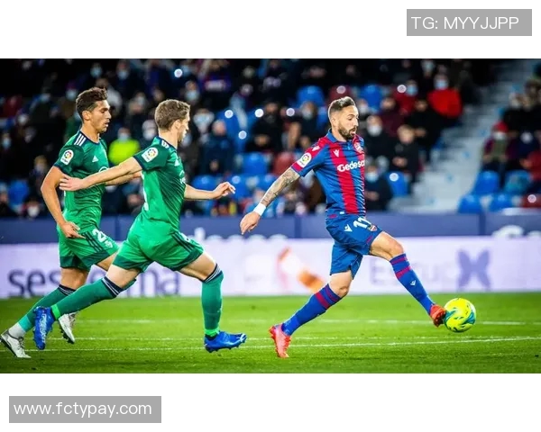 莱万特红牛主场迎战马洛卡争夺西甲宝贵积分之战 莱万特红牛主场迎战马洛卡争夺西甲宝贵积分之战