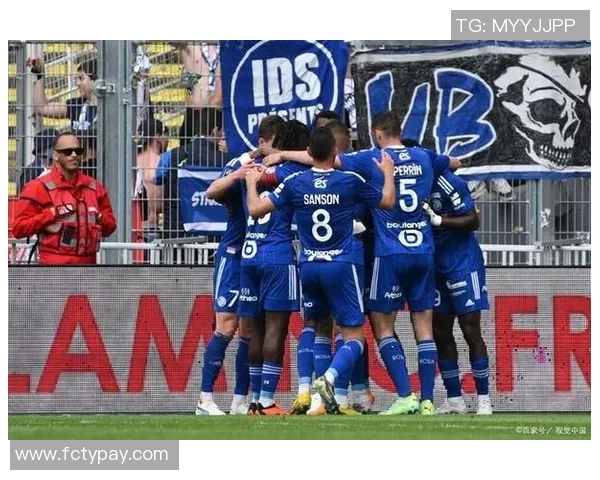 河床与亚特兰大竞技的对决分析及比赛前瞻探讨 河床与亚特兰大竞技的对决分析及比赛前瞻探讨