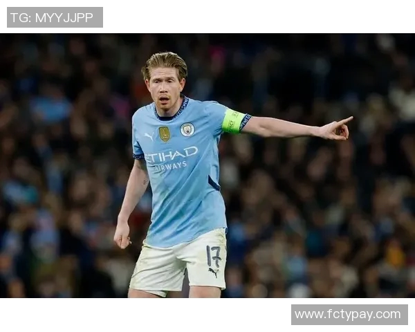 德布劳内领衔曼城新赛季征程球迷期待他的精彩表现与战术智慧